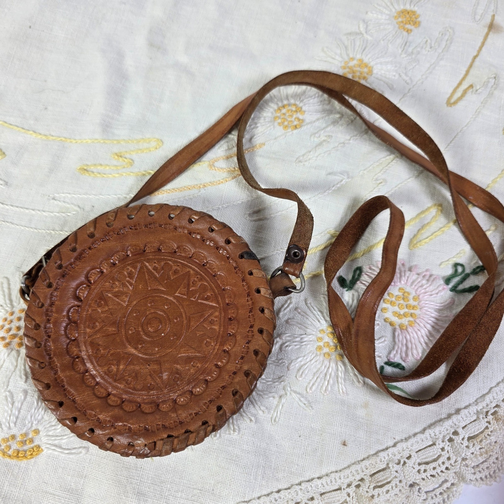 Tooled Leather Round Canteen Purse Crossbody Bag Brown Western Boho Zip Circle